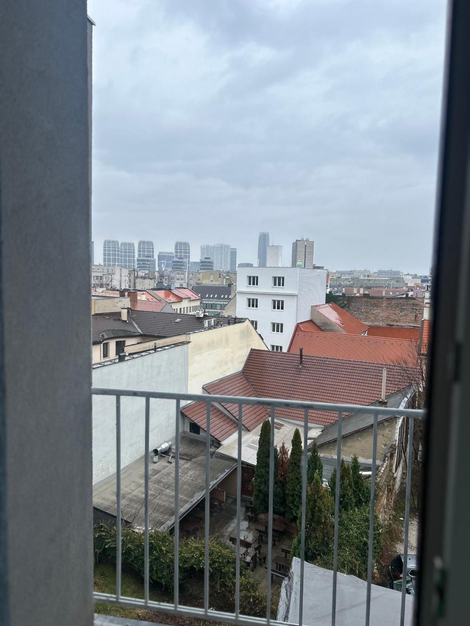 Plaza De Luxe Διαμέρισμα Μπρατισλάβα Εξωτερικό φωτογραφία